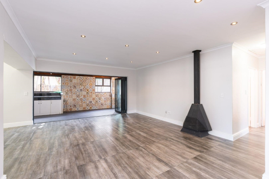 To Let 4 Bedroom Property for Rent in Milnerton Ridge Western Cape